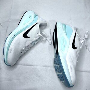 Nike Structure 26 White/Barely Green Running Shoes (HQ2589-100) Women’s Size 8W